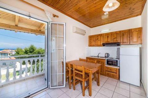 Georgia Apartment *
